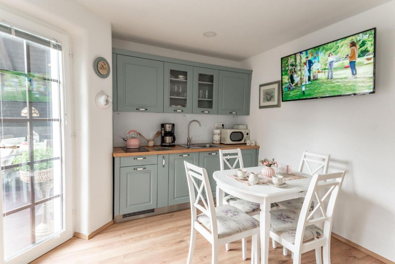 Apartmaji Urska Laško Εξωτερικό φωτογραφία